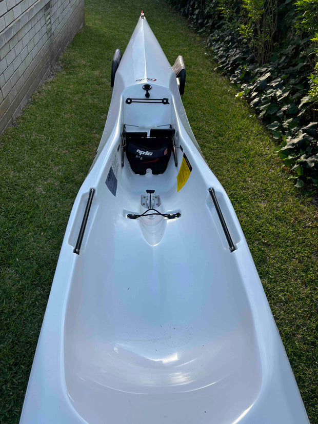 V8 pro ultra - 2018 - for sale on behalf of customer