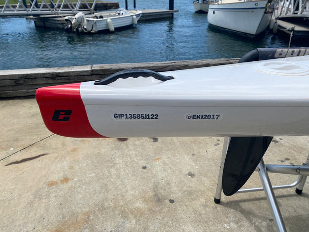 Epic V5 ultra - 2 customer skis to choose from